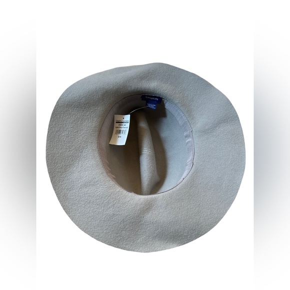 Hat Attack - Women's Madison Light Grey Wool Hat (One Size) - Picture 3 of 3